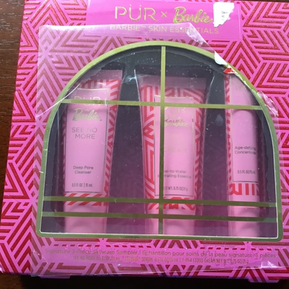 PUR x Barbie Skin Essentials Set - Picture 2 of 3